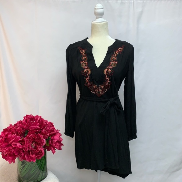 🌟Jessica Simpson Embroidered Shirt Dress - Picture 2 of 8